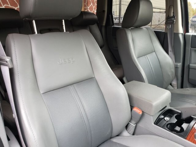 2005 Jeep Grand Cherokee in Belleville, NJ 07109-2923 - 1488453 37