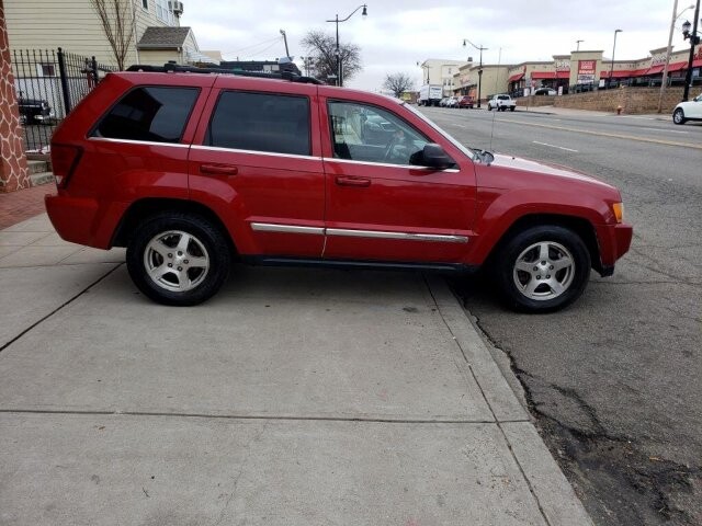 2005 Jeep Grand Cherokee in Belleville, NJ 07109-2923 - 1488453 45