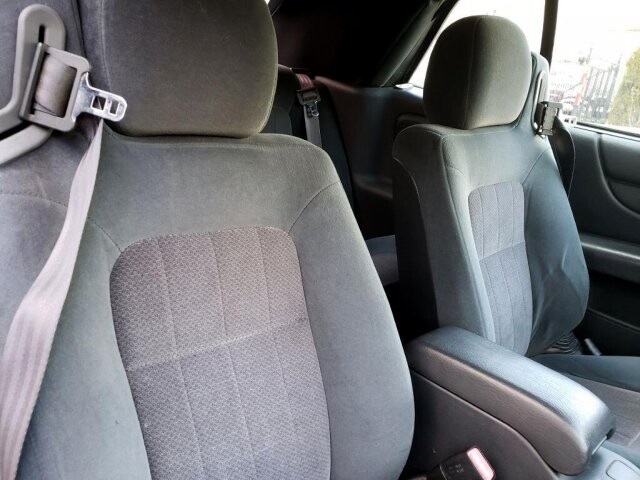 2004 Chrysler Sebring in Belleville, NJ 07109-2923 - 1540493 62