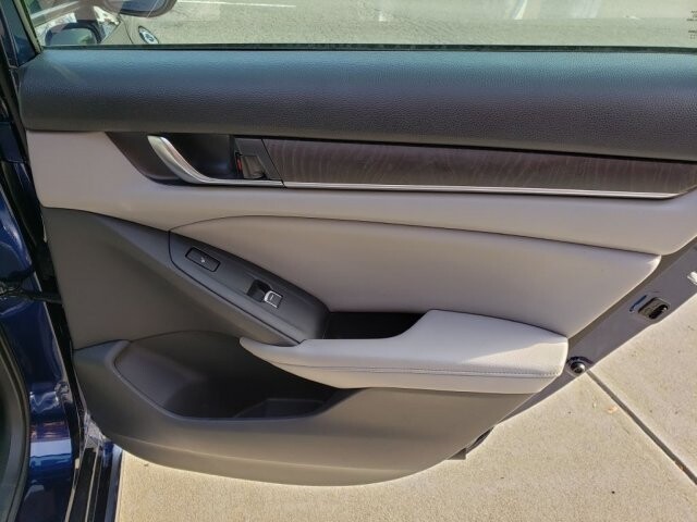 2018 Honda Accord in Belleville, NJ 07109-2923 - 1549435 160