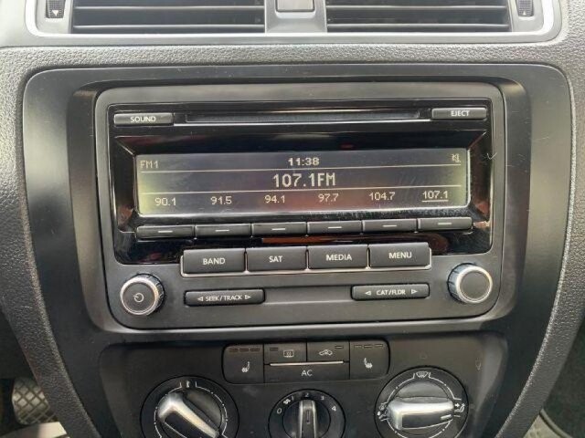 2012 Volkswagen Jetta in Austell, GA 30168 - 1551184 52