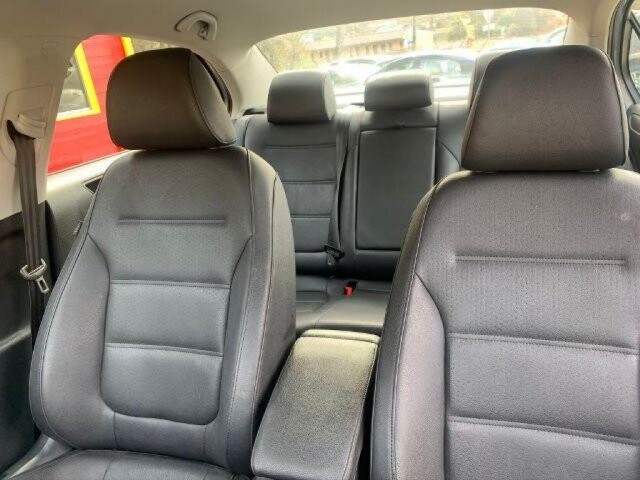 2012 Volkswagen Jetta in Austell, GA 30168 - 1551184 30