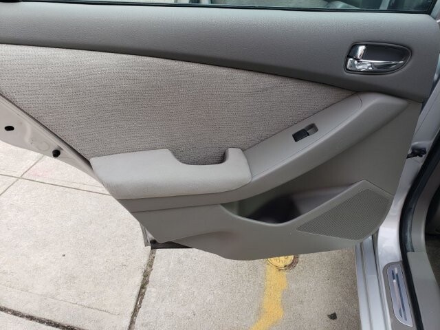 2012 Nissan Altima in Belleville, NJ 07109-2923 - 1570940 103