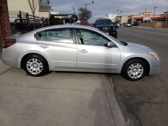 2012 Nissan Altima in Belleville, NJ 07109-2923 - 1570940 78