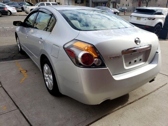 2012 Nissan Altima in Belleville, NJ 07109-2923 - 1570940 31
