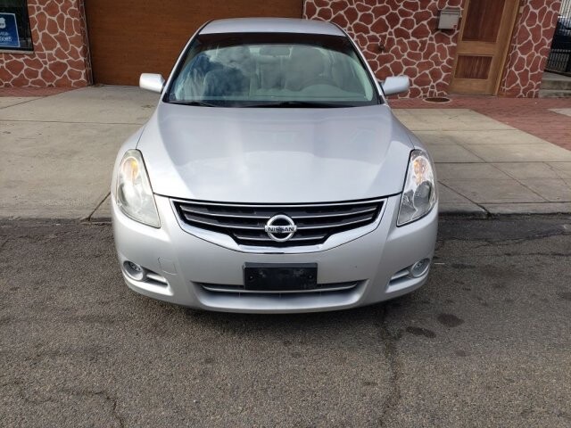 2012 Nissan Altima in Belleville, NJ 07109-2923 - 1570940 89