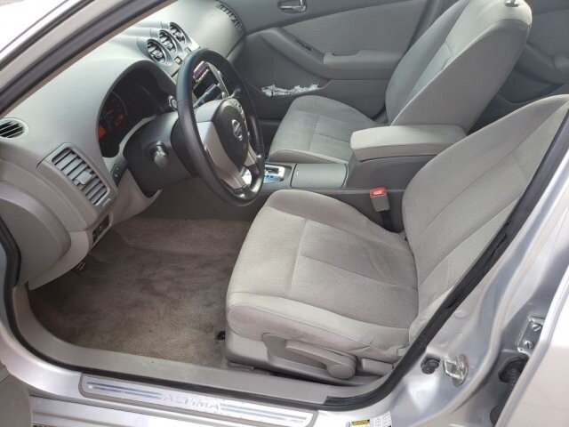 2012 Nissan Altima in Belleville, NJ 07109-2923 - 1570940 60