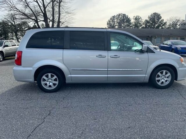 2012 Chrysler Town & Country in Hickory, NC 28602-5144 - 1577733 69