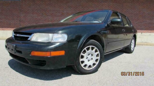 1998 Nissan Maxima in Madison, TN 37115 - 1585641