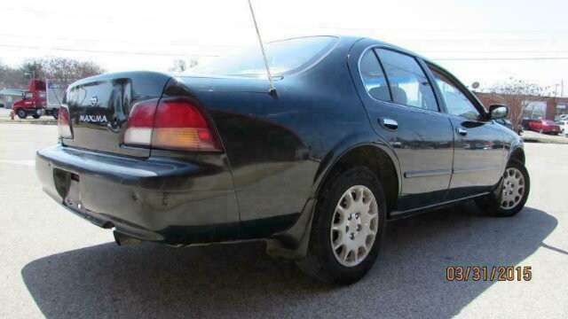 1998 Nissan Maxima in Madison, TN 37115 - 1585641 4