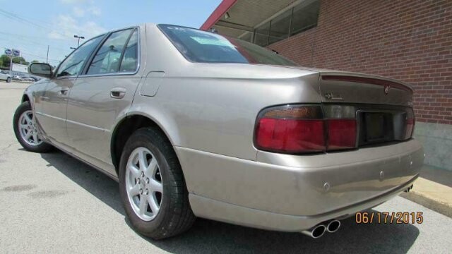 2004 Cadillac Seville in Madison, TN 37115 - 1585654 4