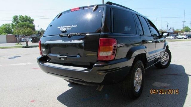 2004 Jeep Grand Cherokee in Madison, TN 37115 - 1585685 4