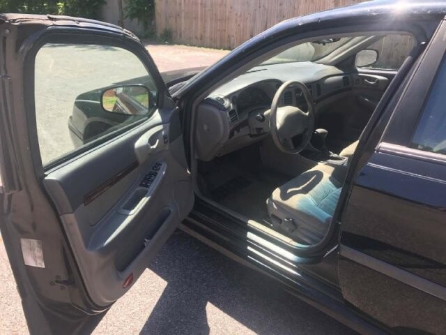 2003 Chevrolet Impala in Madison, TN 37115 - 1585700 10