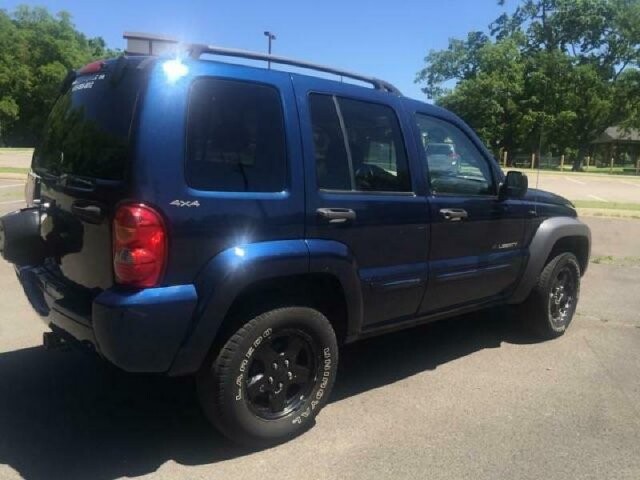 2002 Jeep Liberty in Madison, TN 37115 - 1585861 9