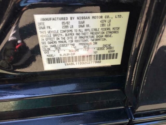 2002 Nissan Altima in Madison, TN 37115 - 1585917 9