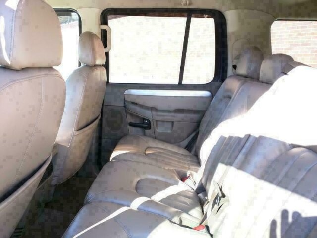 2005 Mercury Mountaineer in Madison, TN 37115 - 1585968 6