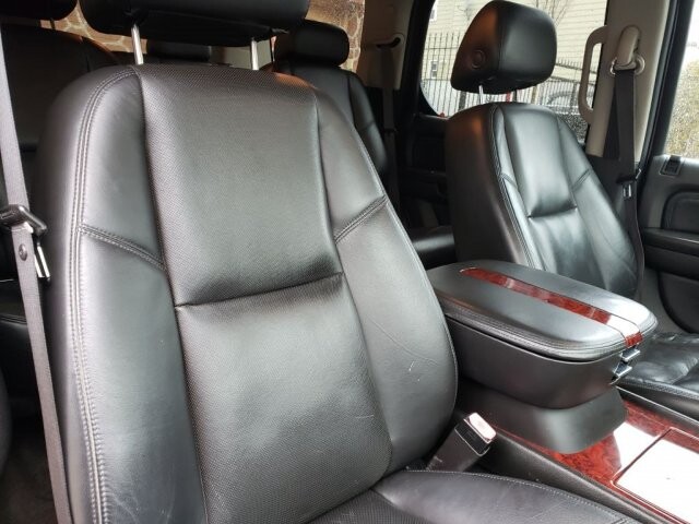 2008 Cadillac Escalade in Belleville, NJ 07109-2923 - 1589277 151