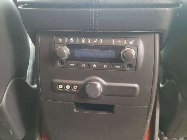 2008 Cadillac Escalade in Belleville, NJ 07109-2923 - 1589277 98