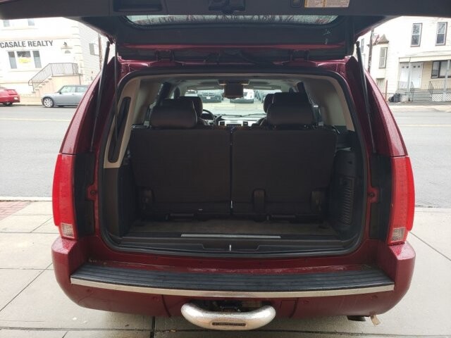 2008 Cadillac Escalade in Belleville, NJ 07109-2923 - 1589277 99
