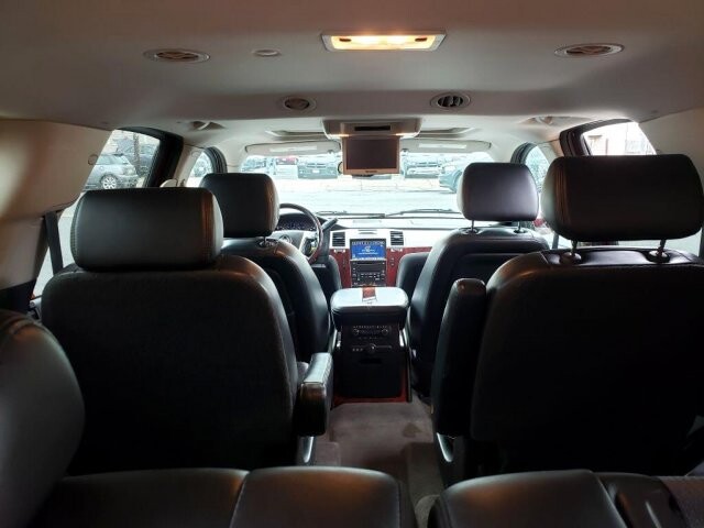 2008 Cadillac Escalade in Belleville, NJ 07109-2923 - 1589277 101
