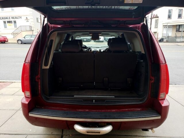 2008 Cadillac Escalade in Belleville, NJ 07109-2923 - 1589277 126