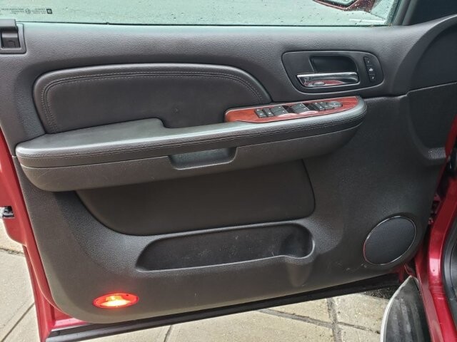 2008 Cadillac Escalade in Belleville, NJ 07109-2923 - 1589277 140