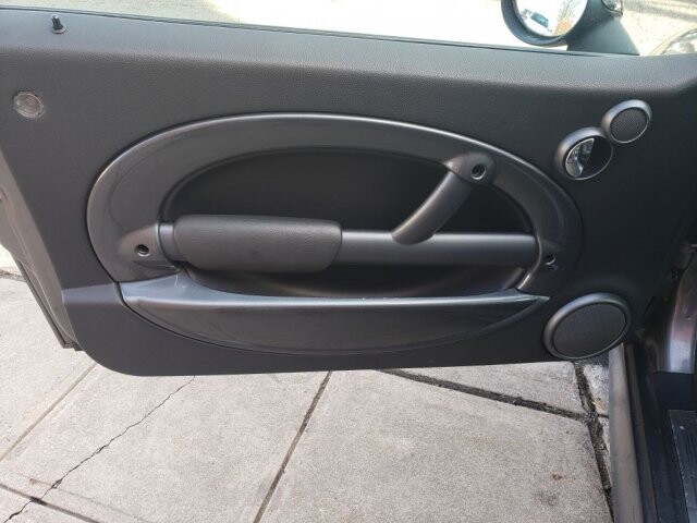 2003 MINI Cooper in Belleville, NJ 07109-2923 - 1591078 60