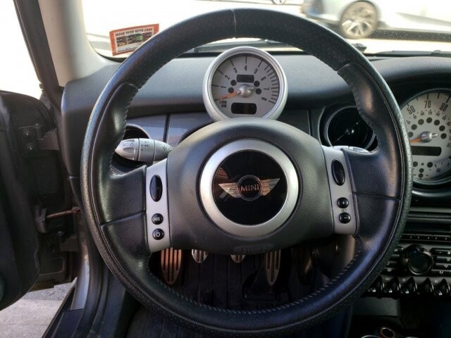 2003 MINI Cooper in Belleville, NJ 07109-2923 - 1591078 29