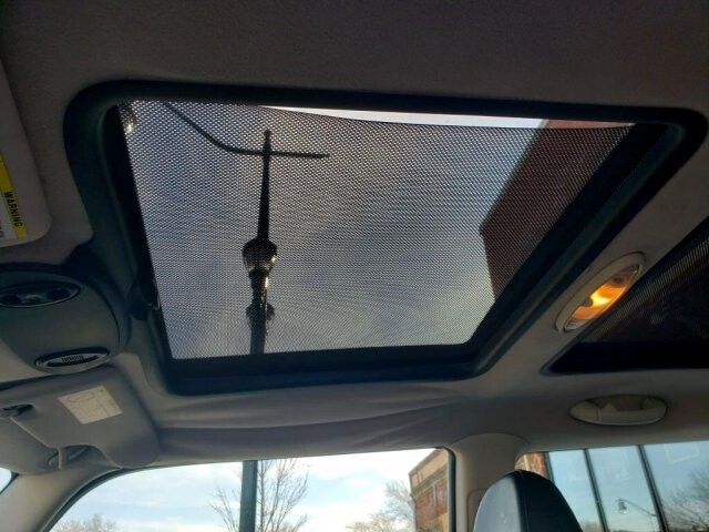 2003 MINI Cooper in Belleville, NJ 07109-2923 - 1591078 31