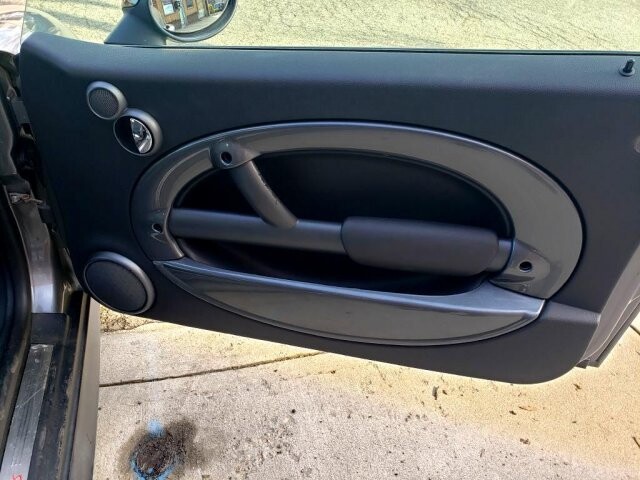 2003 MINI Cooper in Belleville, NJ 07109-2923 - 1591078 9