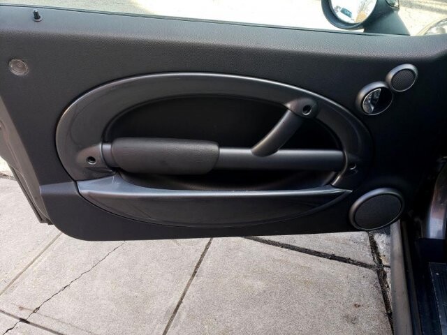 2003 MINI Cooper in Belleville, NJ 07109-2923 - 1591078 24