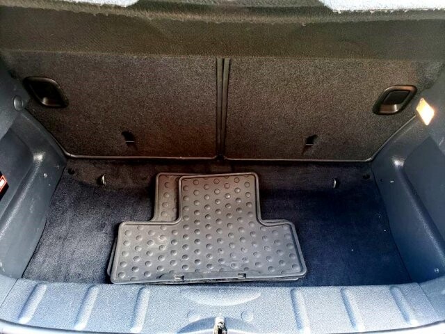 2003 MINI Cooper in Belleville, NJ 07109-2923 - 1591078 17