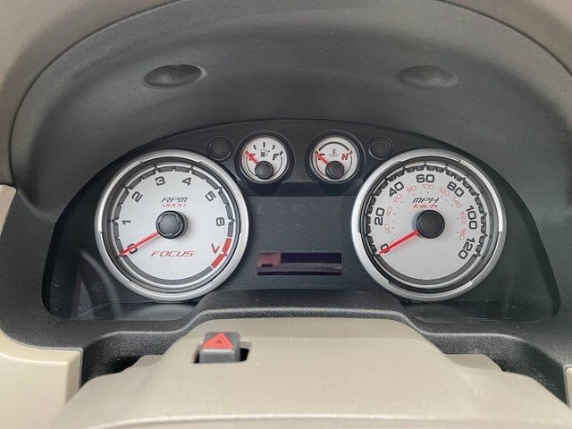 2008 Ford Focus in Mesquite, TX 75150 - 1596180 61