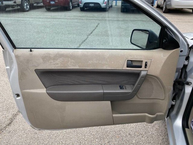 2008 Ford Focus in Mesquite, TX 75150 - 1596180 58