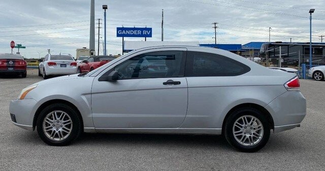 2008 Ford Focus in Mesquite, TX 75150 - 1596180 54