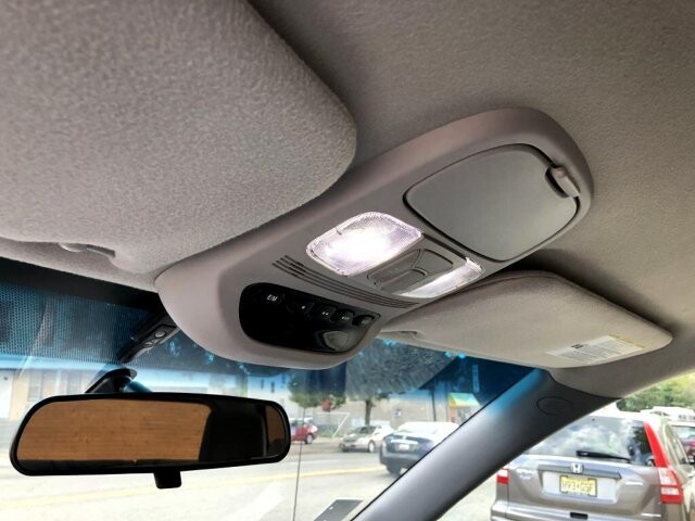 2009 Toyota Sienna in Belleville, NJ 07109-2923 - 942362 57