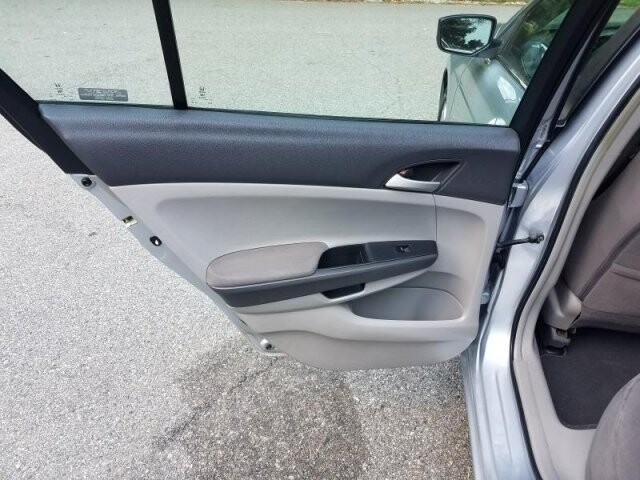 2009 Honda Accord in Belleville, NJ 07109-2923 - 942364 166