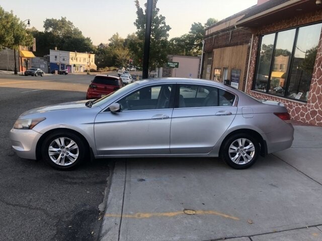 2009 Honda Accord in Belleville, NJ 07109-2923 - 942364 106