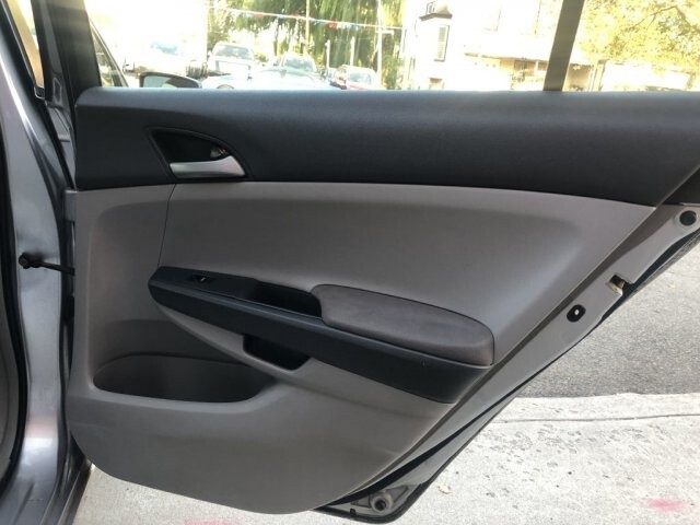 2009 Honda Accord in Belleville, NJ 07109-2923 - 942364 113