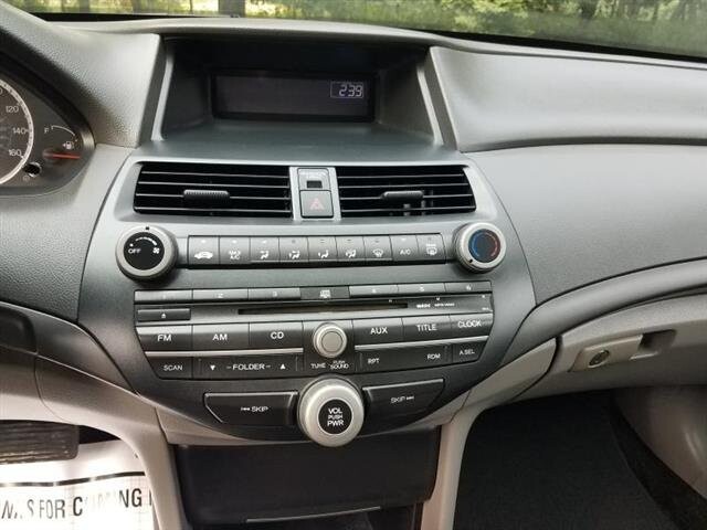 2009 Honda Accord in Belleville, NJ 07109-2923 - 942364 147