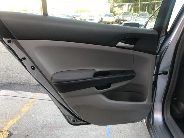 2009 Honda Accord in Belleville, NJ 07109-2923 - 942364 116