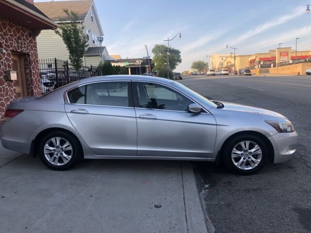 2009 Honda Accord in Belleville, NJ 07109-2923 - 942364 105