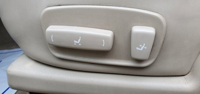 2002 Toyota Solara in Littlestown, PA 17340 - 1111319 17