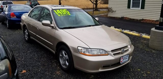 2000 Honda Accord in Littlestown, PA 17340 - 1111326 3