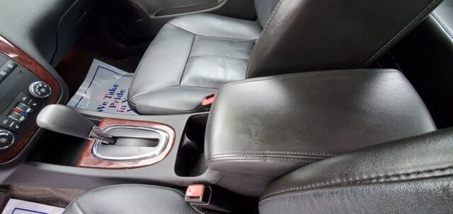 2009 Chevrolet Impala in Littlestown, PA 17340 - 1113024 77