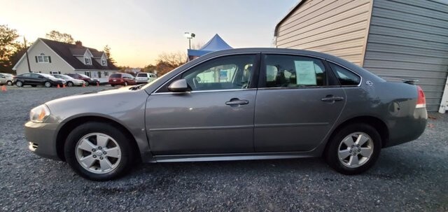 2009 Chevrolet Impala in Littlestown, PA 17340 - 1113024 6