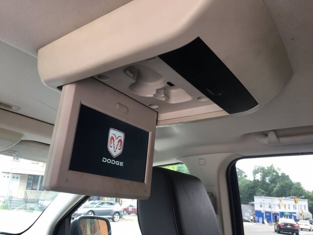 2009 Dodge Journey in Belleville, NJ 07109-2923 - 1141137 18