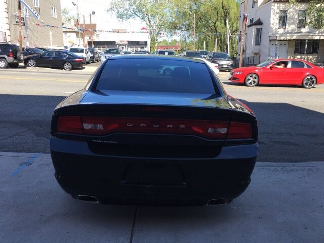 2013 Dodge Charger in Belleville, NJ 07109-2923 - 1171003 8
