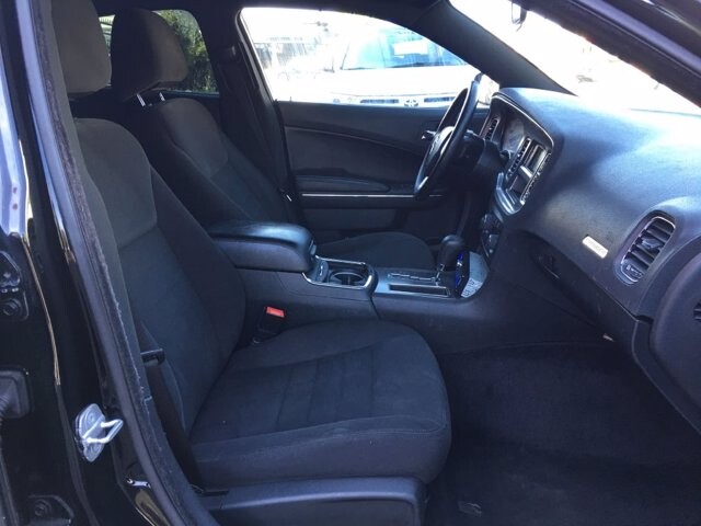 2013 Dodge Charger in Belleville, NJ 07109-2923 - 1171003 11