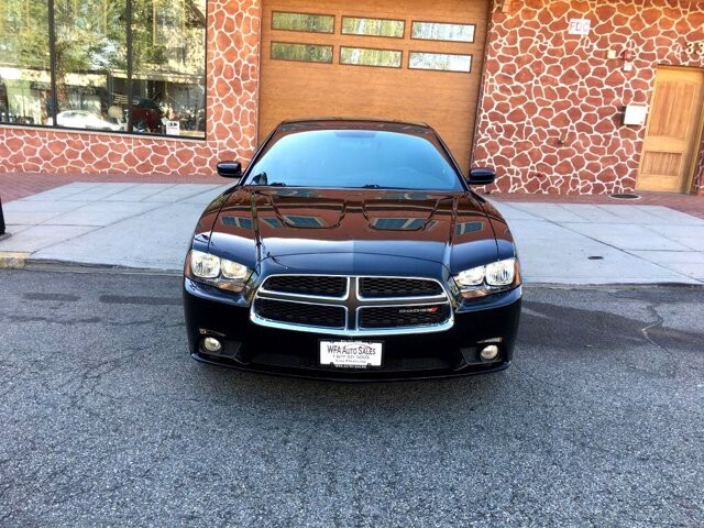2013 Dodge Charger in Belleville, NJ 07109-2923 - 1171003 28